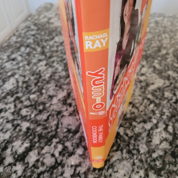 RACHEL RAY COOKBOOK YUM O - Picture 4 of 6